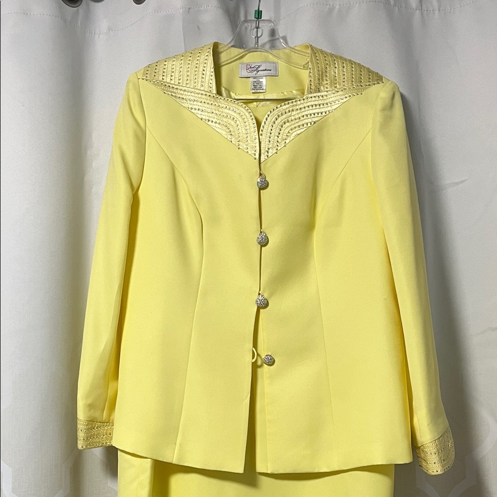 EY Boutique Pastel yellow 2 piece skirt blazer set - Picture 10 of 11